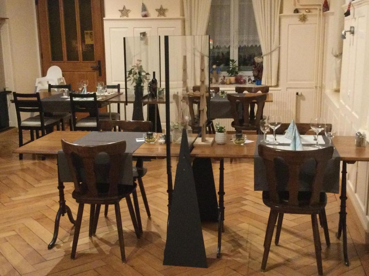 Hotel Restaurant Raben Linthal Extérieur photo