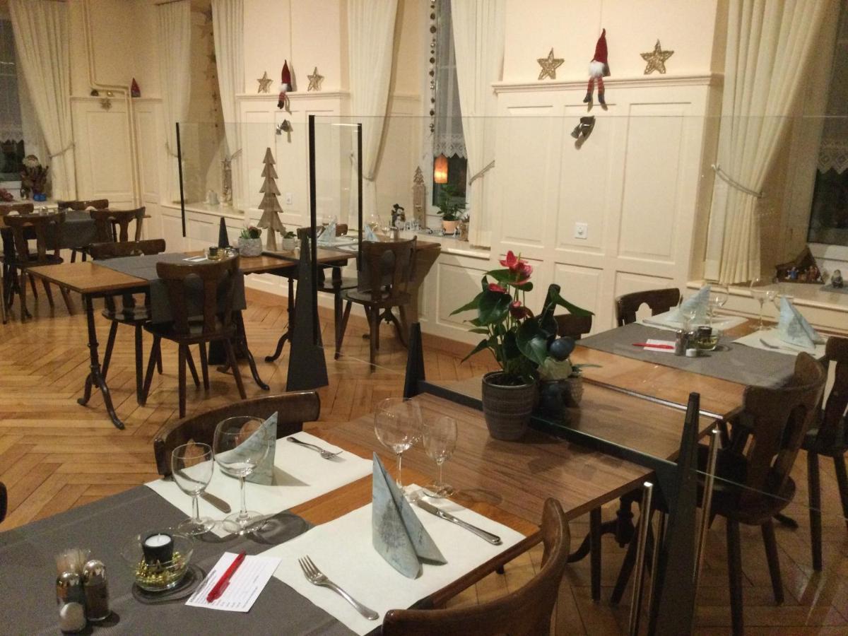 Hotel Restaurant Raben Linthal Extérieur photo