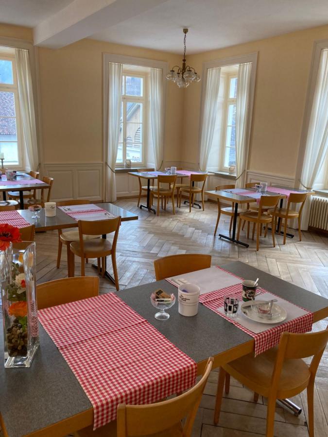 Hotel Restaurant Raben Linthal Extérieur photo