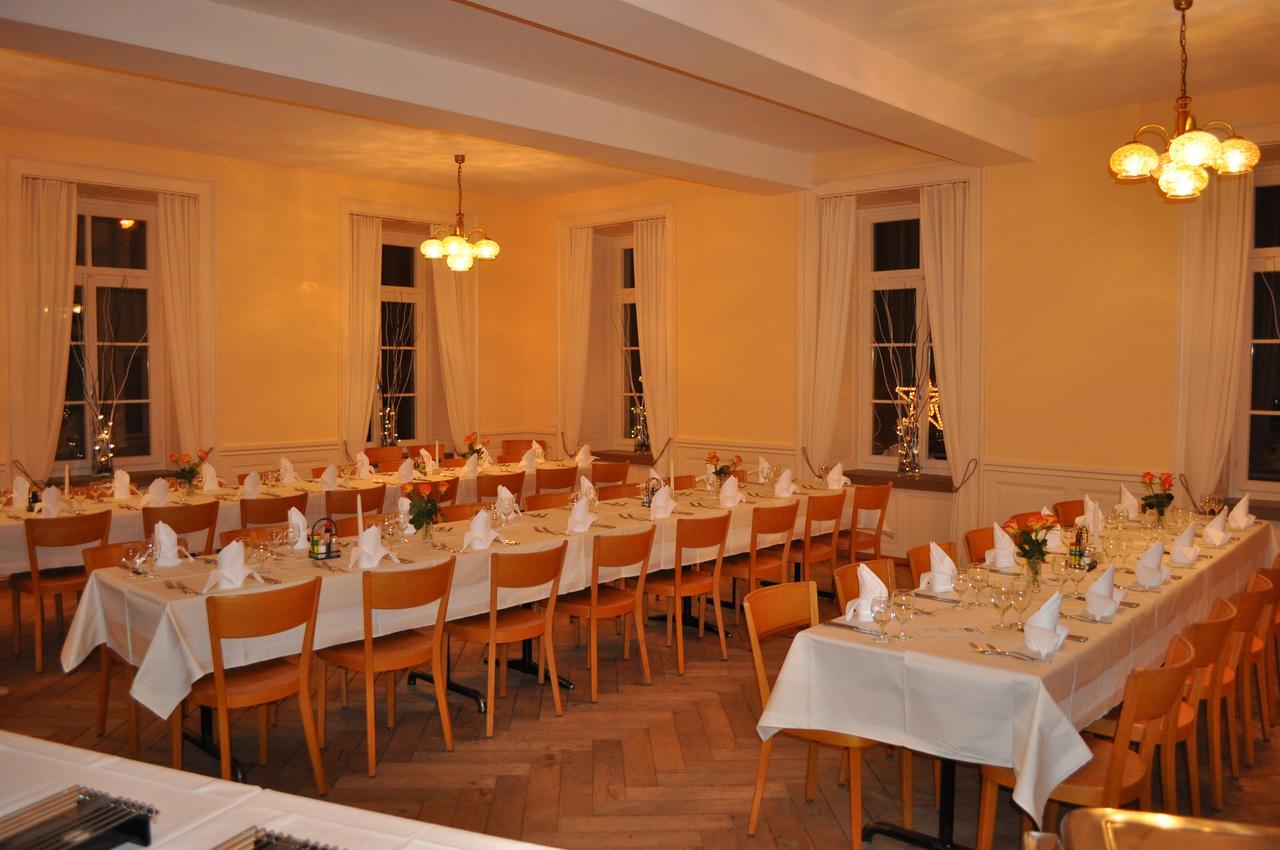 Hotel Restaurant Raben Linthal Extérieur photo
