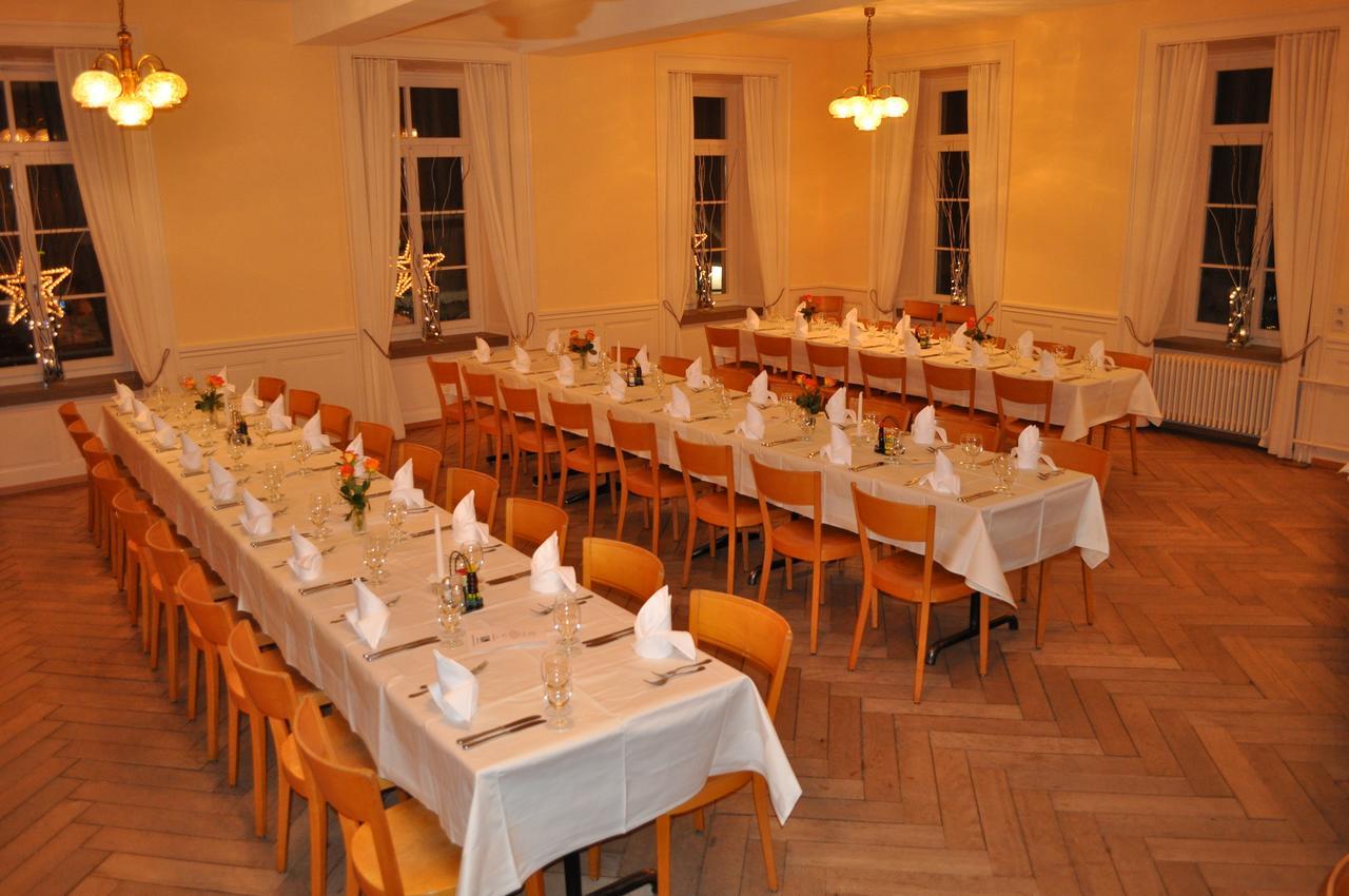 Hotel Restaurant Raben Linthal Extérieur photo